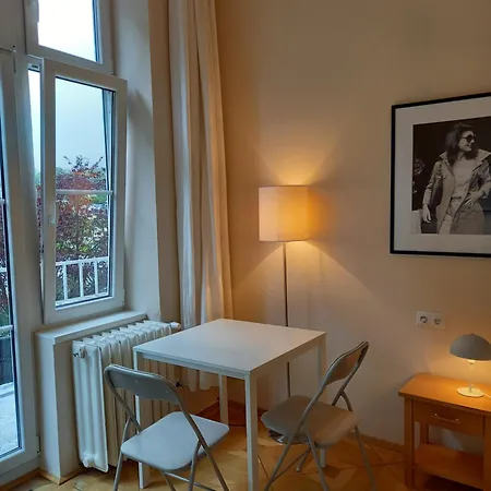 Wolke, Kleines Apartment Mit Balkon Am Fluss, Zentrum Bad Ischl