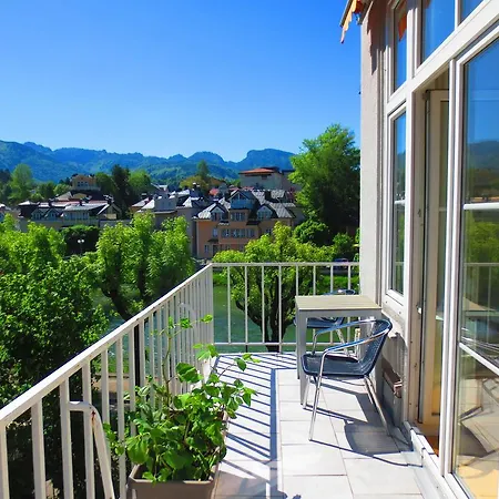 Wolke, Apartment Mit Balkon Am Fluss, Top-Lage Bad Ischl