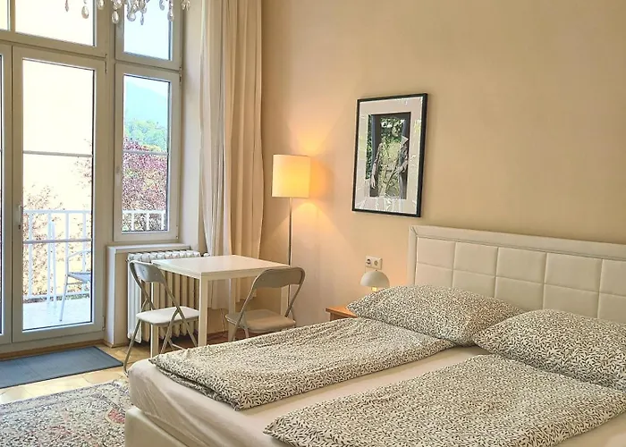 Wolke, Mit Balkon Am Fluss, Zentrum, Parkplatz Lejlighed *